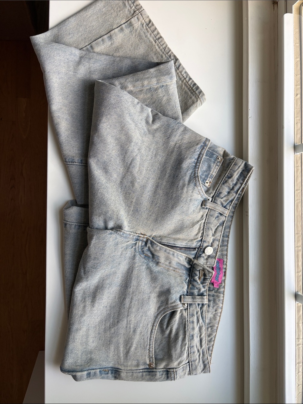 Edikted Low Rise Raelynn Jeans - Picture 3 of 5